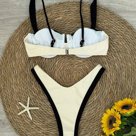 White Sexy Women's Color Blocking Bikini Swimsuit - Picture 3 of 5